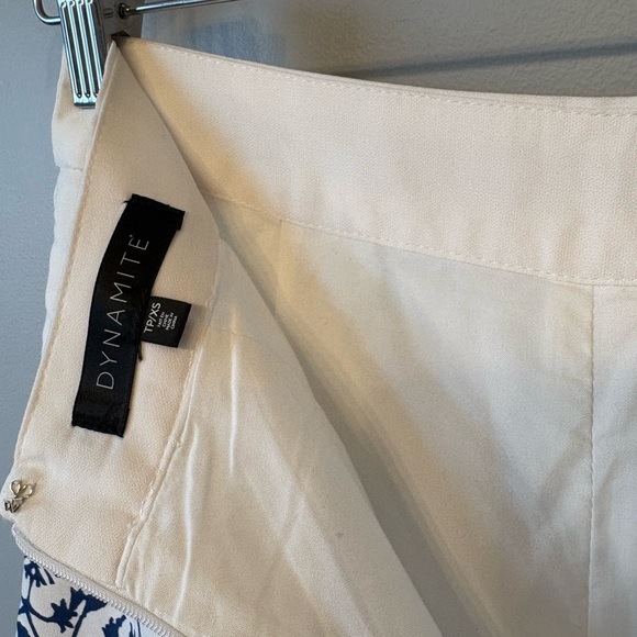 Dynamite High Waist White and Blue Shorts size XS - Picture 8 of 8
